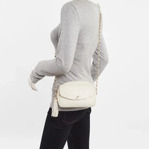 Chanel White Quilted Lambskin Leather Tassel Camera Shoulder Bag - Picture 8 of 11